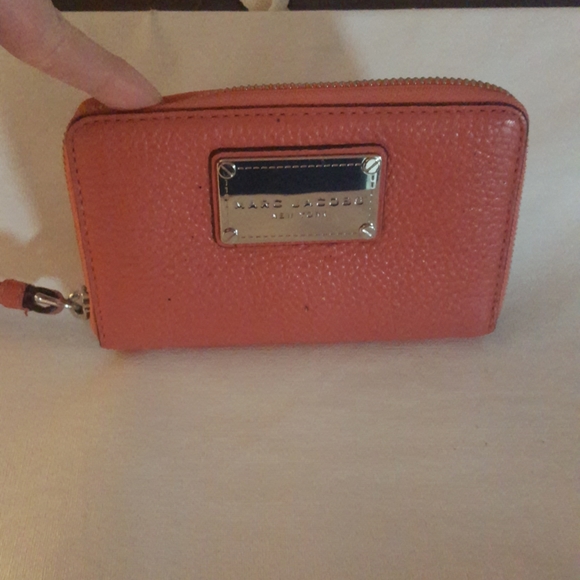 Marc Jacobs Handbags - Marc Jacobs Wristlet